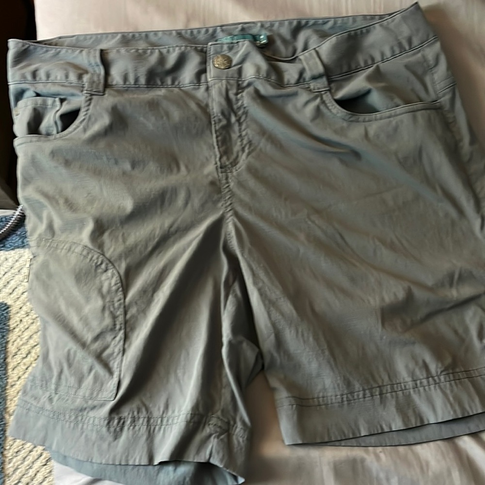 Women’s Prana shorts